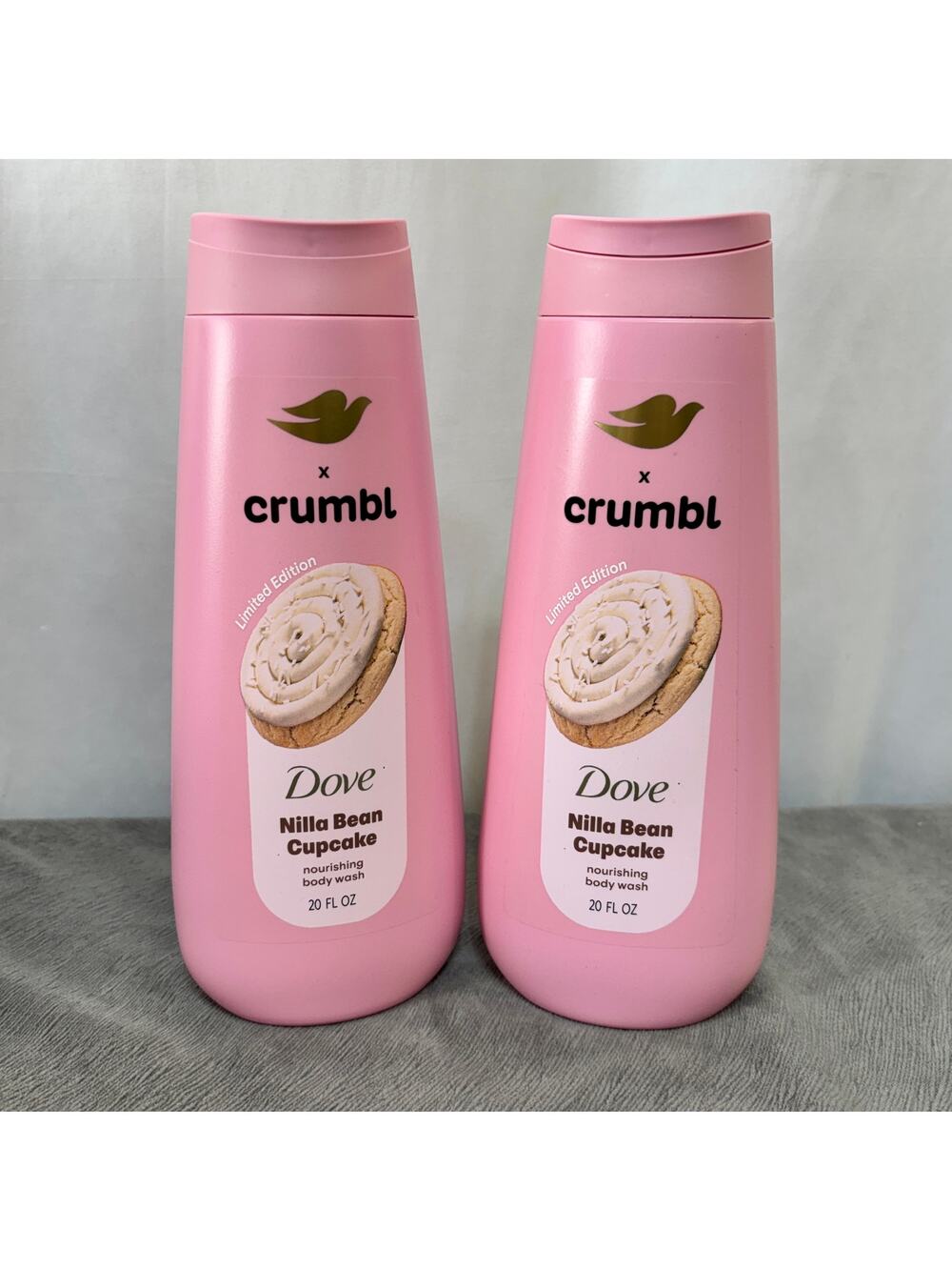 Dove x Crumbl Nourishing Body Wash Nilla Bean Cupcake 20 Oz Lot of 2 New